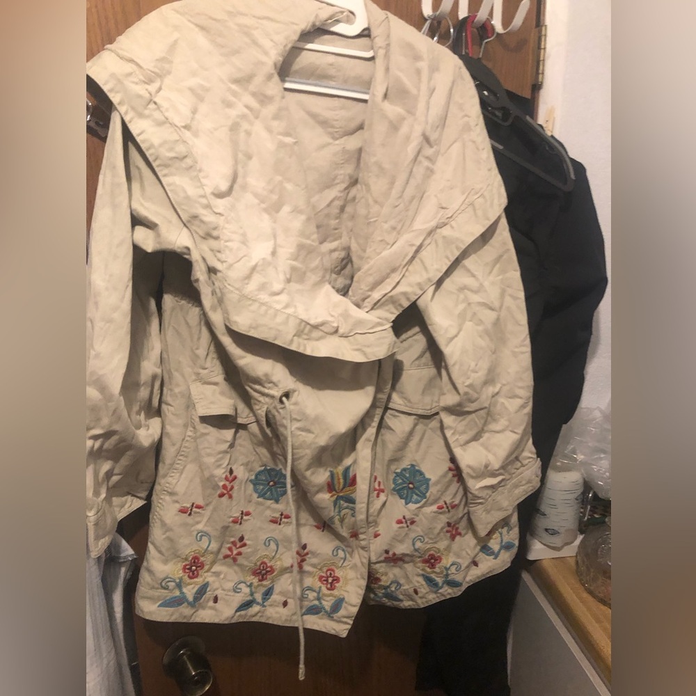 Kyla Seo Embroidered Beige Women's Jacket- 159A $120 or $100 w/offer